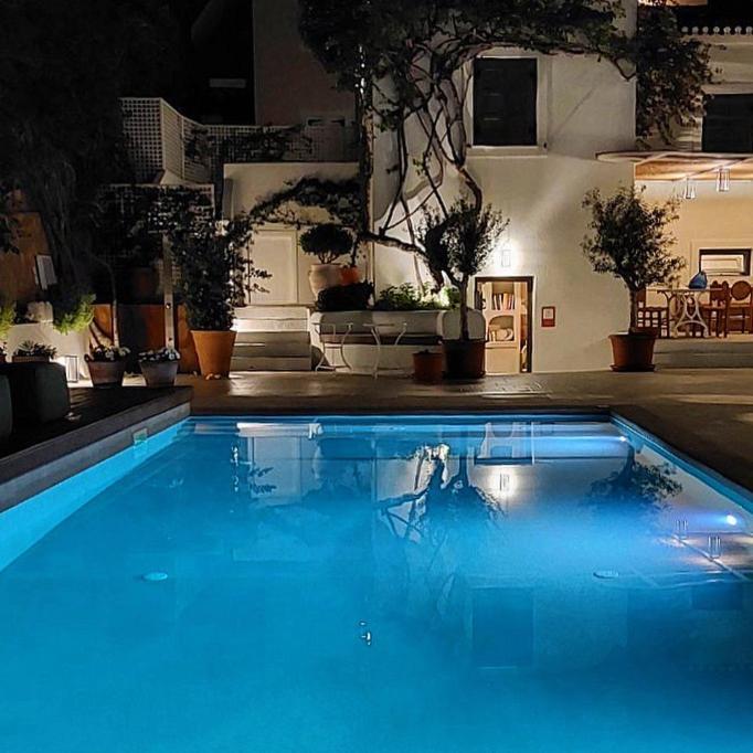 Готель Yayaki Spetses Екстер'єр фото